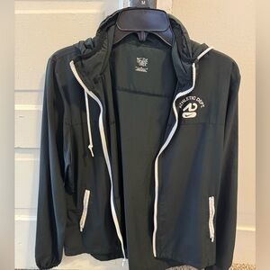 Women’s Nike wind breaker jacket. Size: Large. Black
